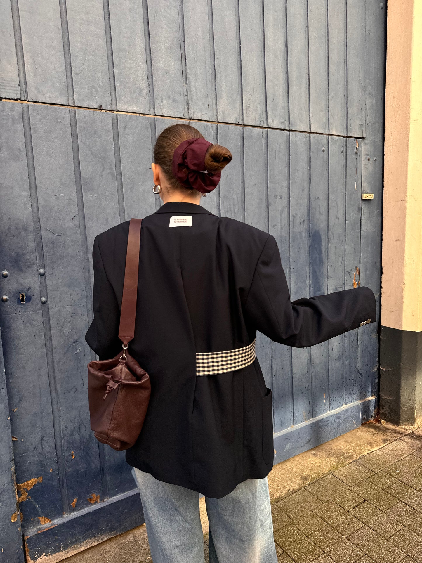 “LA VESTE ENVELOPPE,, upcycled blazer