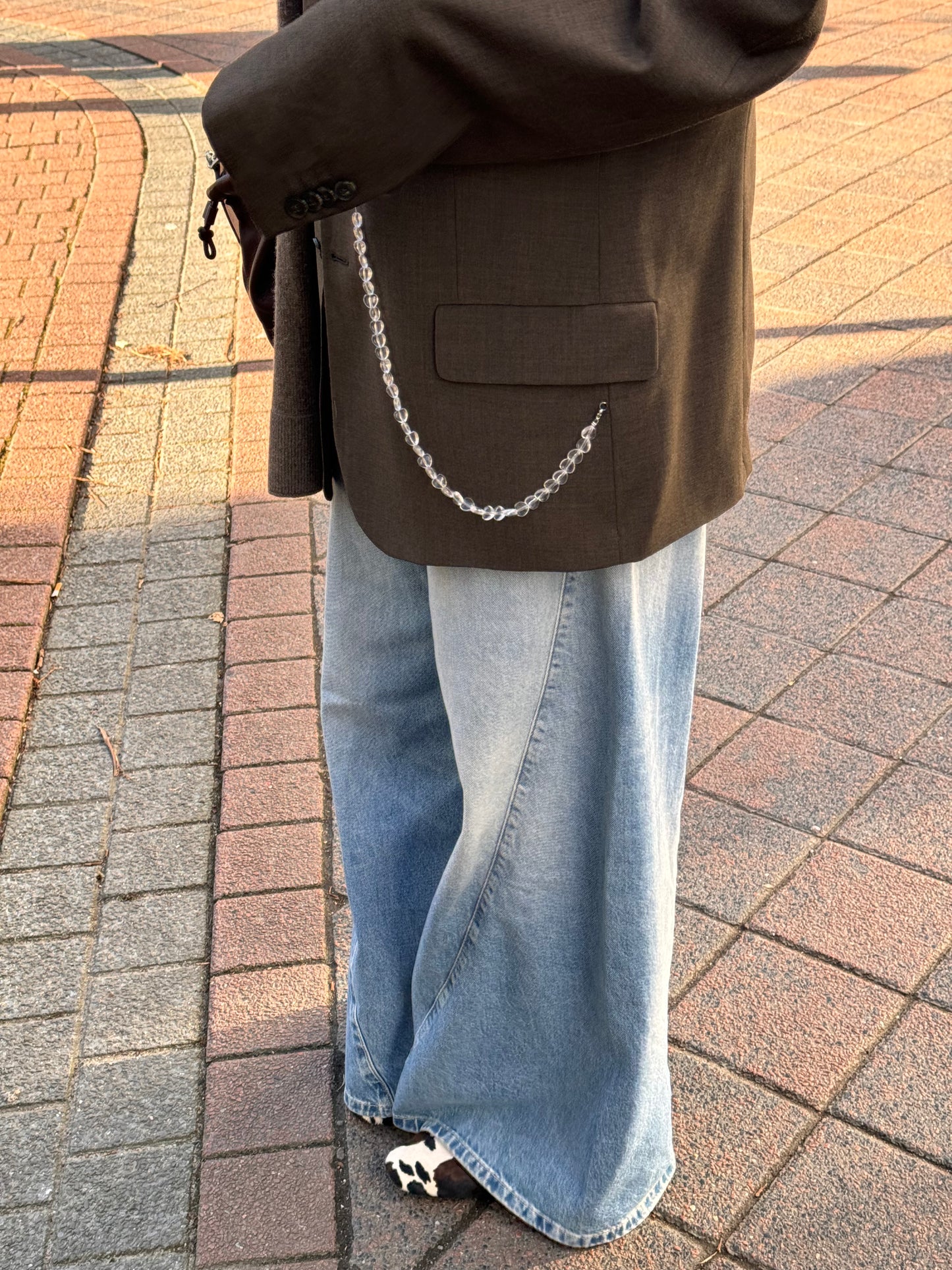 “LE COLIER ASYMETRIQUE,, upcycled blazer