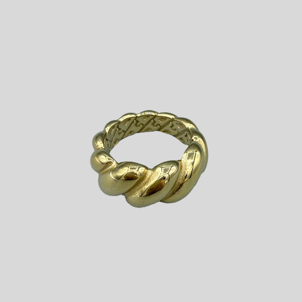 CHUNKY CROISSANT ring