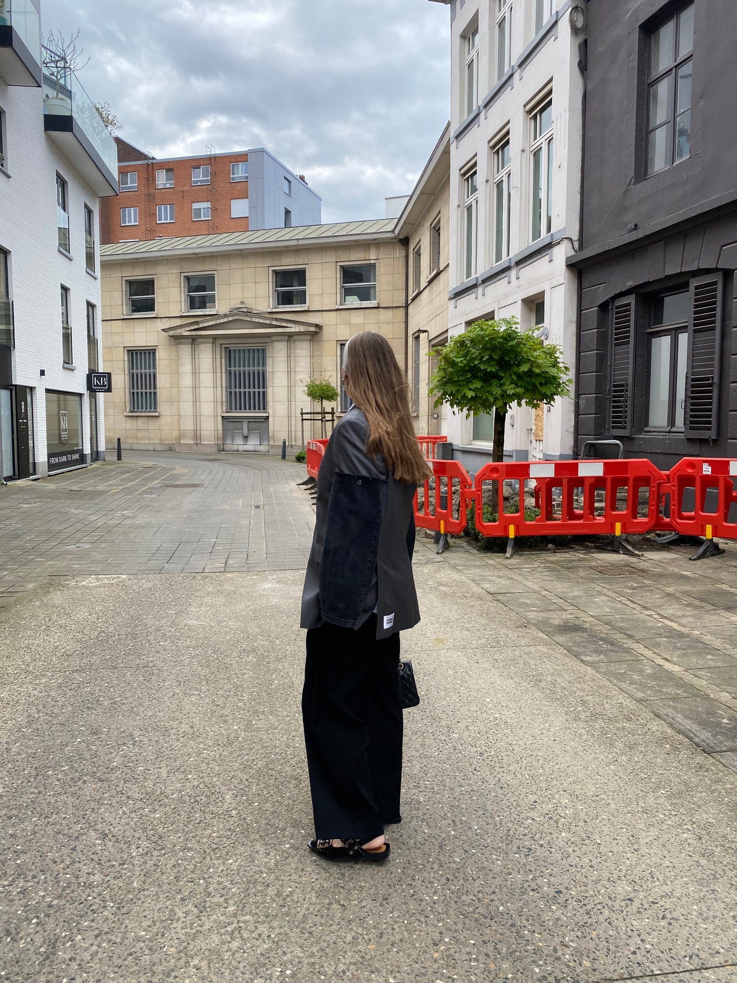 “LES MANCHES,, upcycled blazer