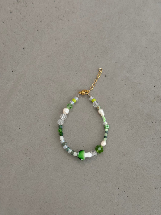 GREEN MUSHROOM bracelet
