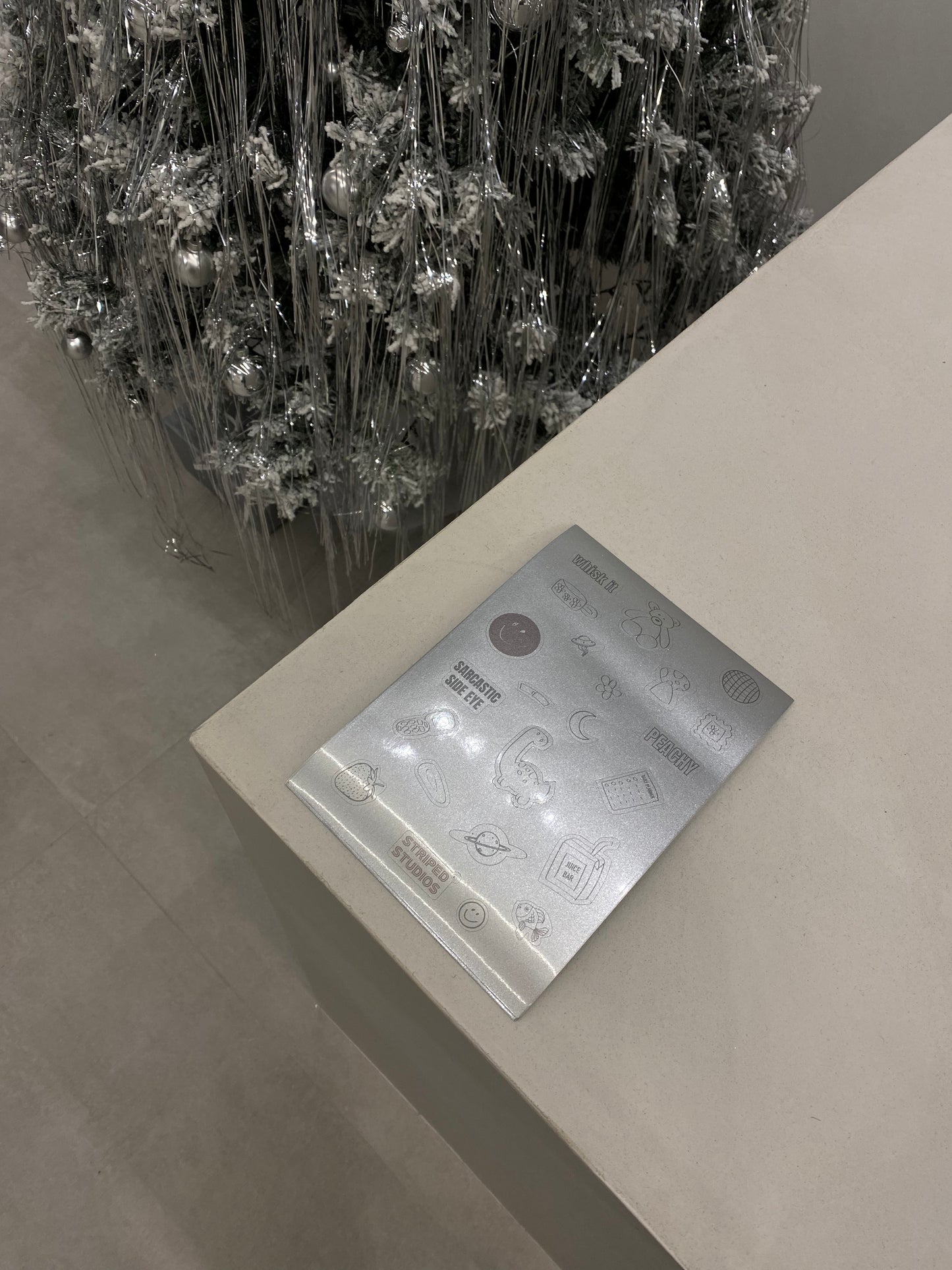 MILKY METALLIC stickers