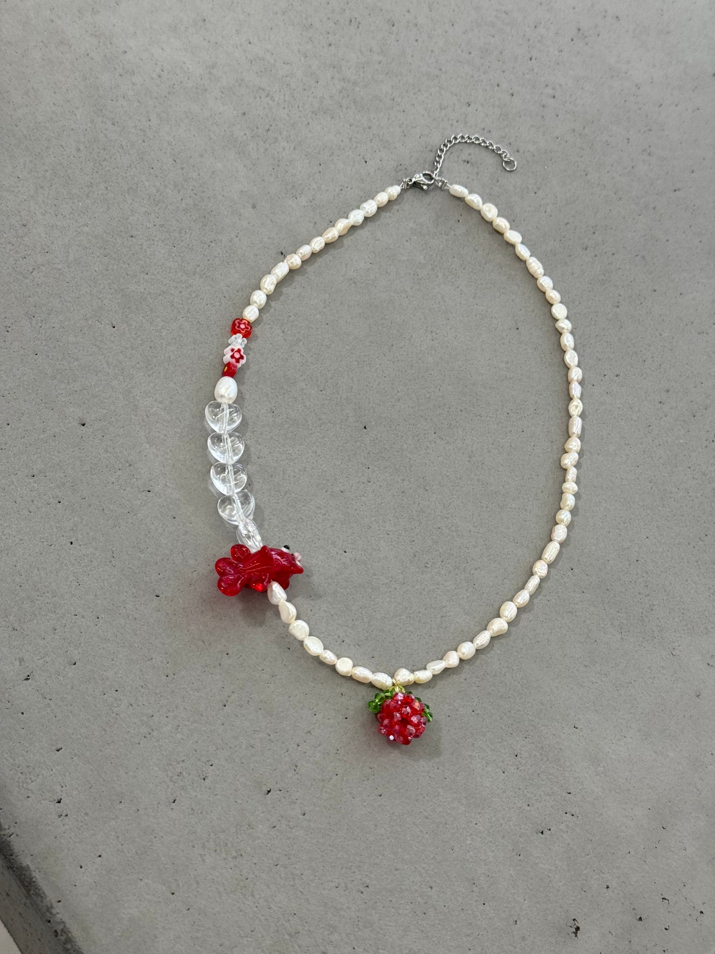 LOLA necklace