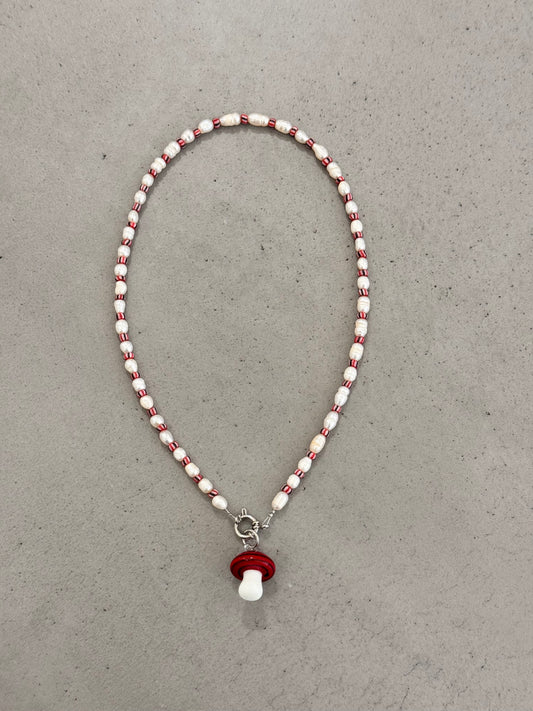 RED MUSHROOM necklace