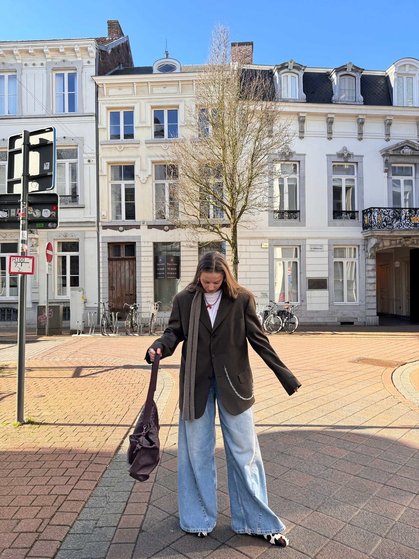 “LE COLIER ASYMETRIQUE,, upcycled blazer