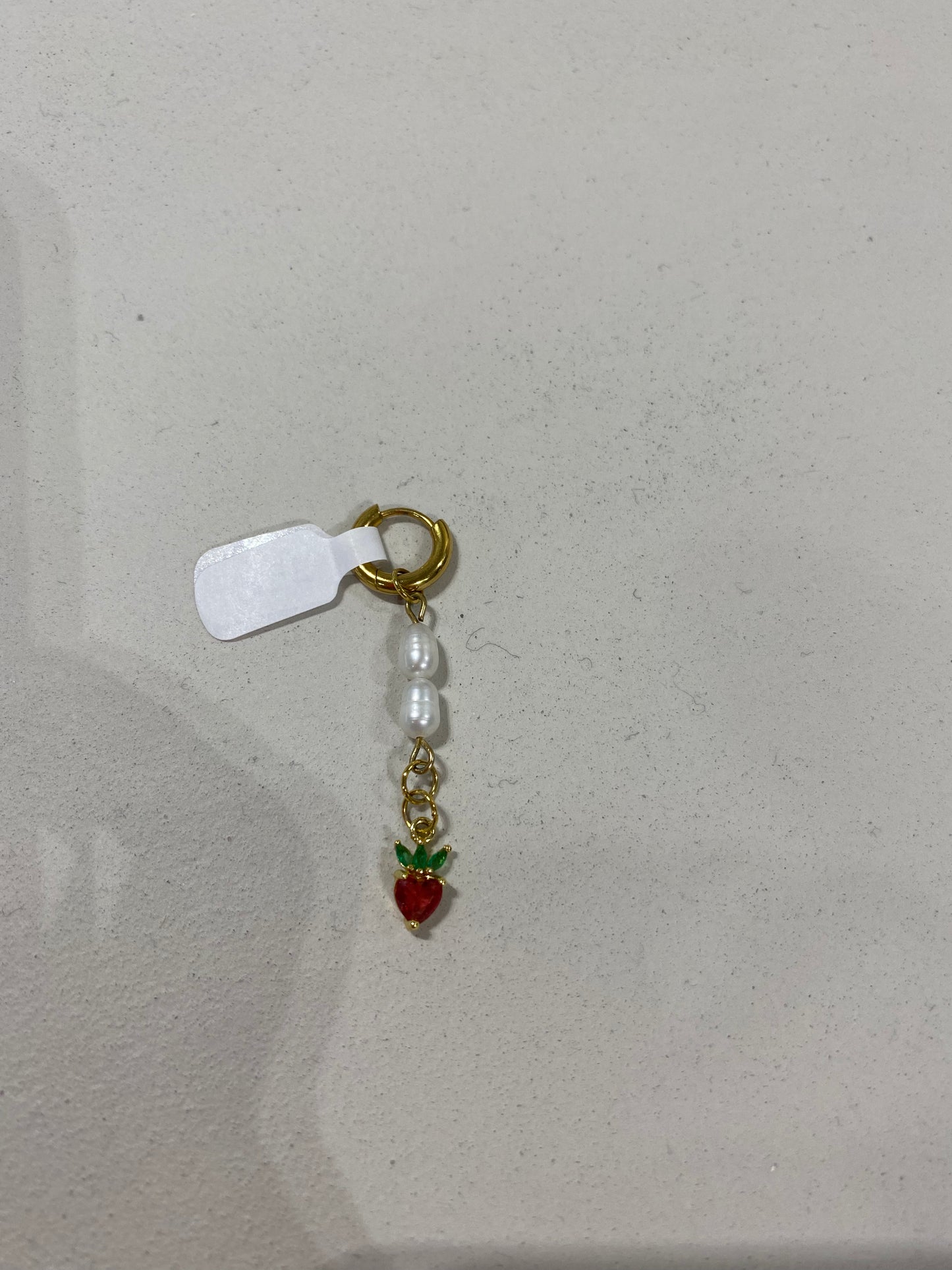 STRAWBERRY x PEARLS earring