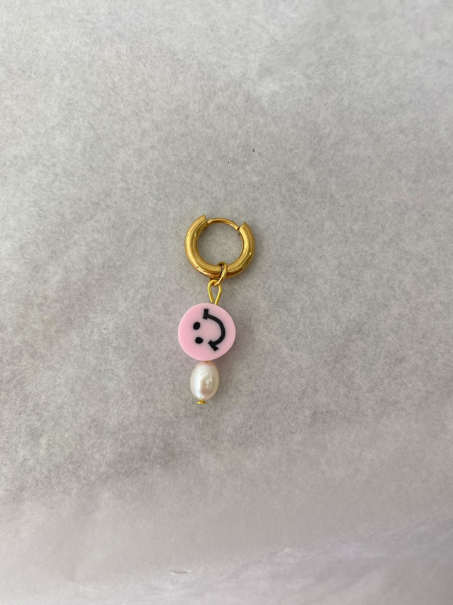 SMILEY EARRING
