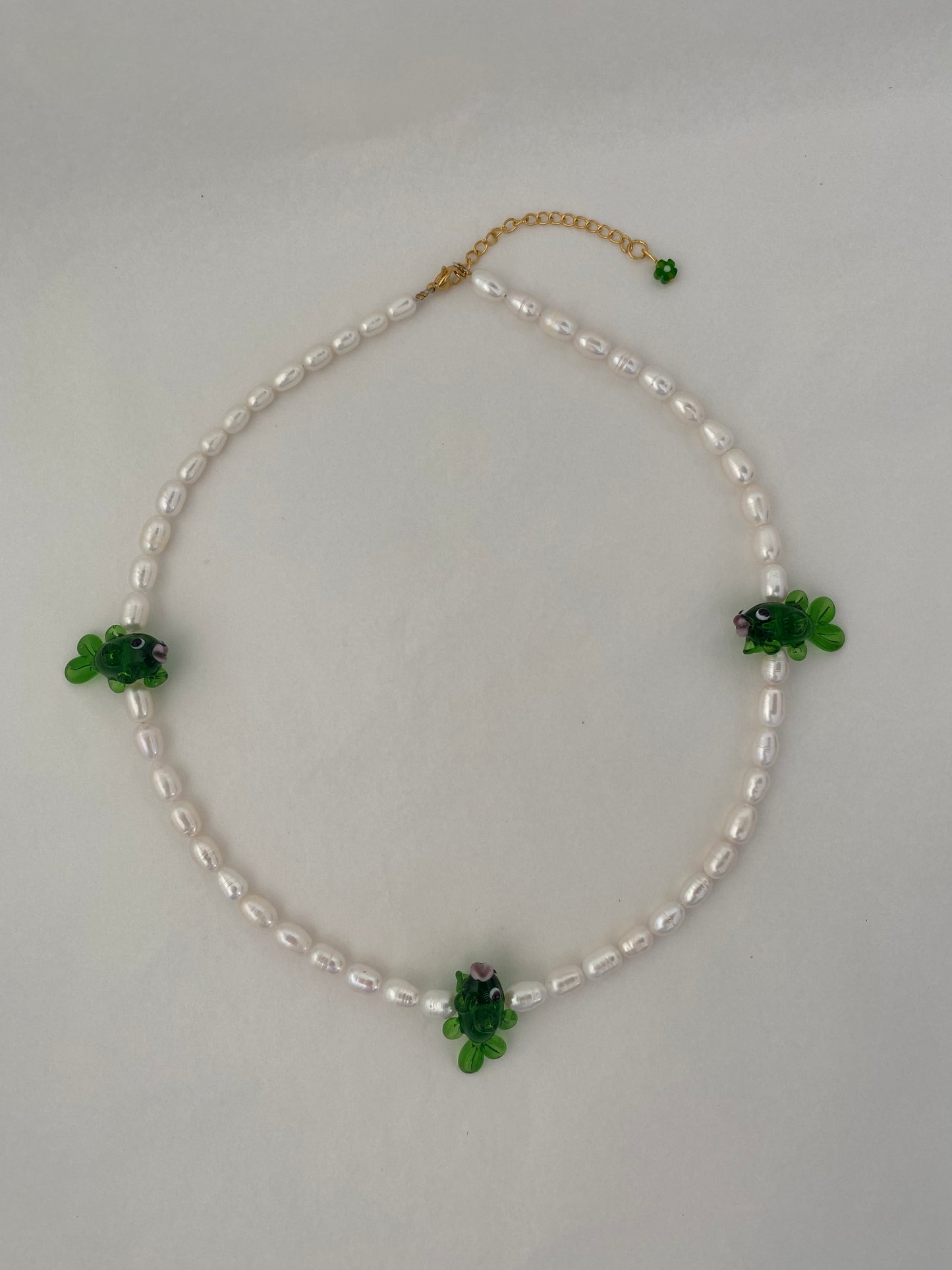 GREEN FISHES necklace