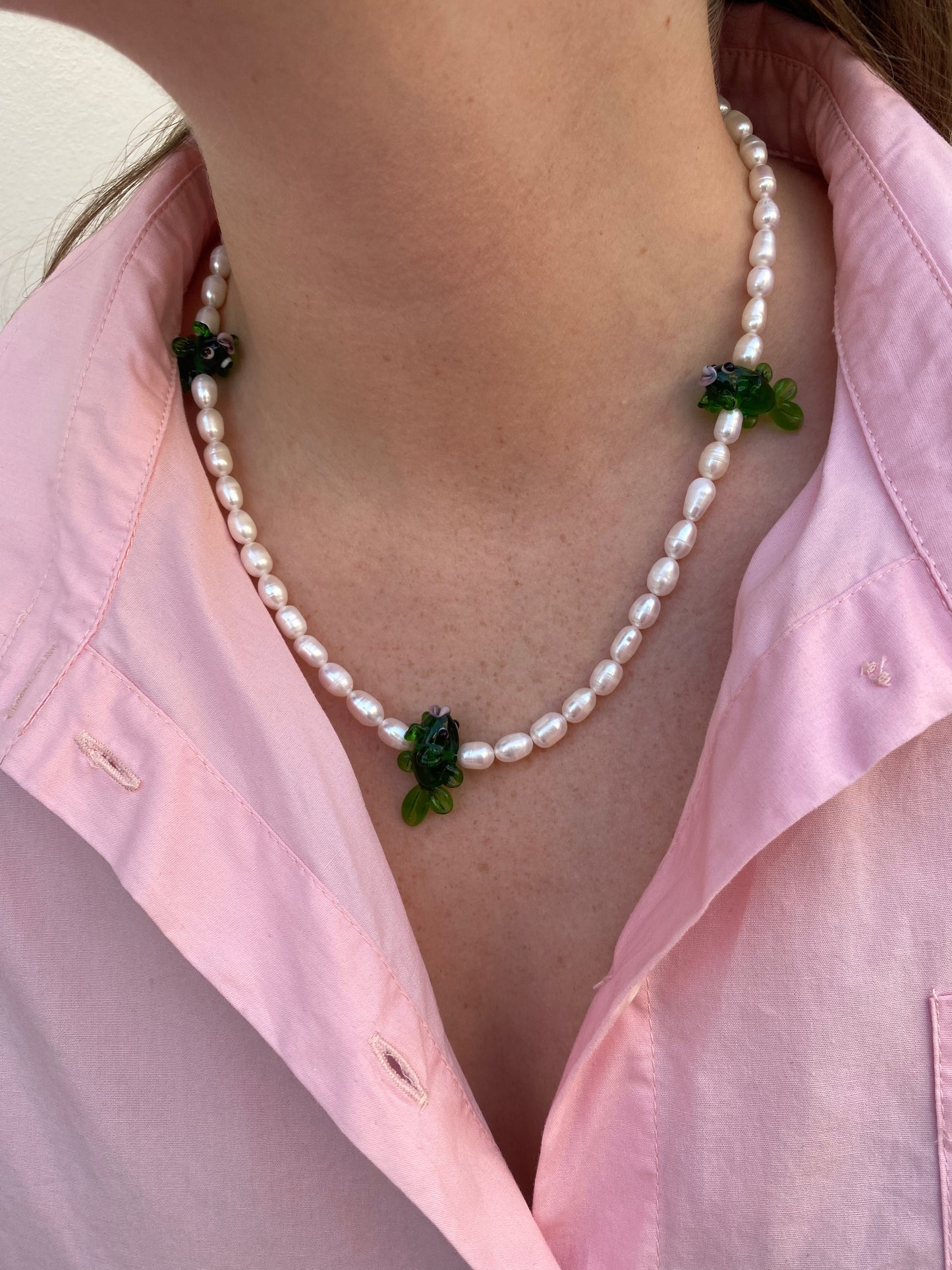 GREEN FISHES necklace