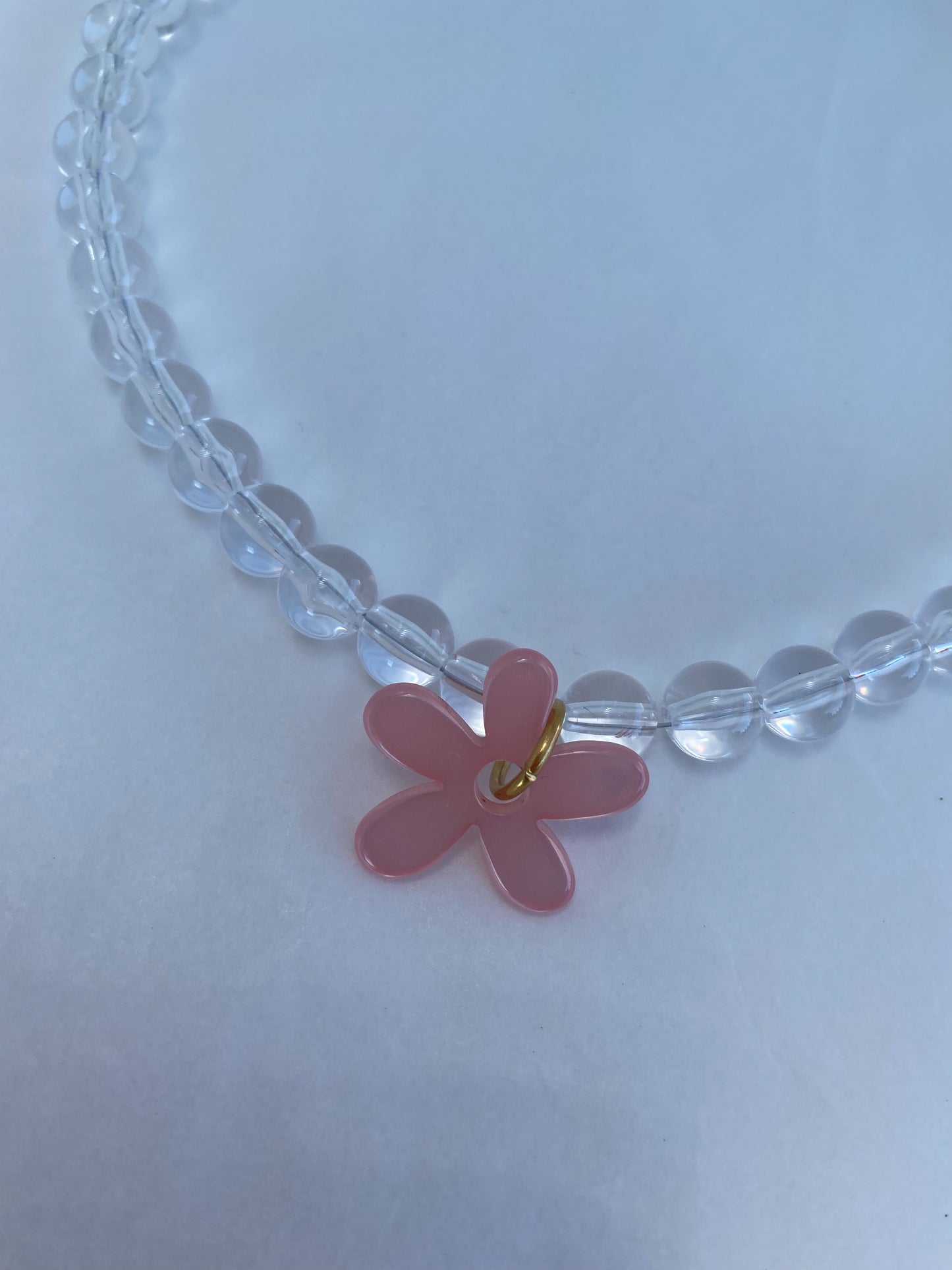 TRANSPARANT BEADS X FLOWER necklace