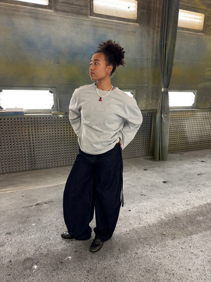 LOGO PATCH GREY WIDE long sleeve