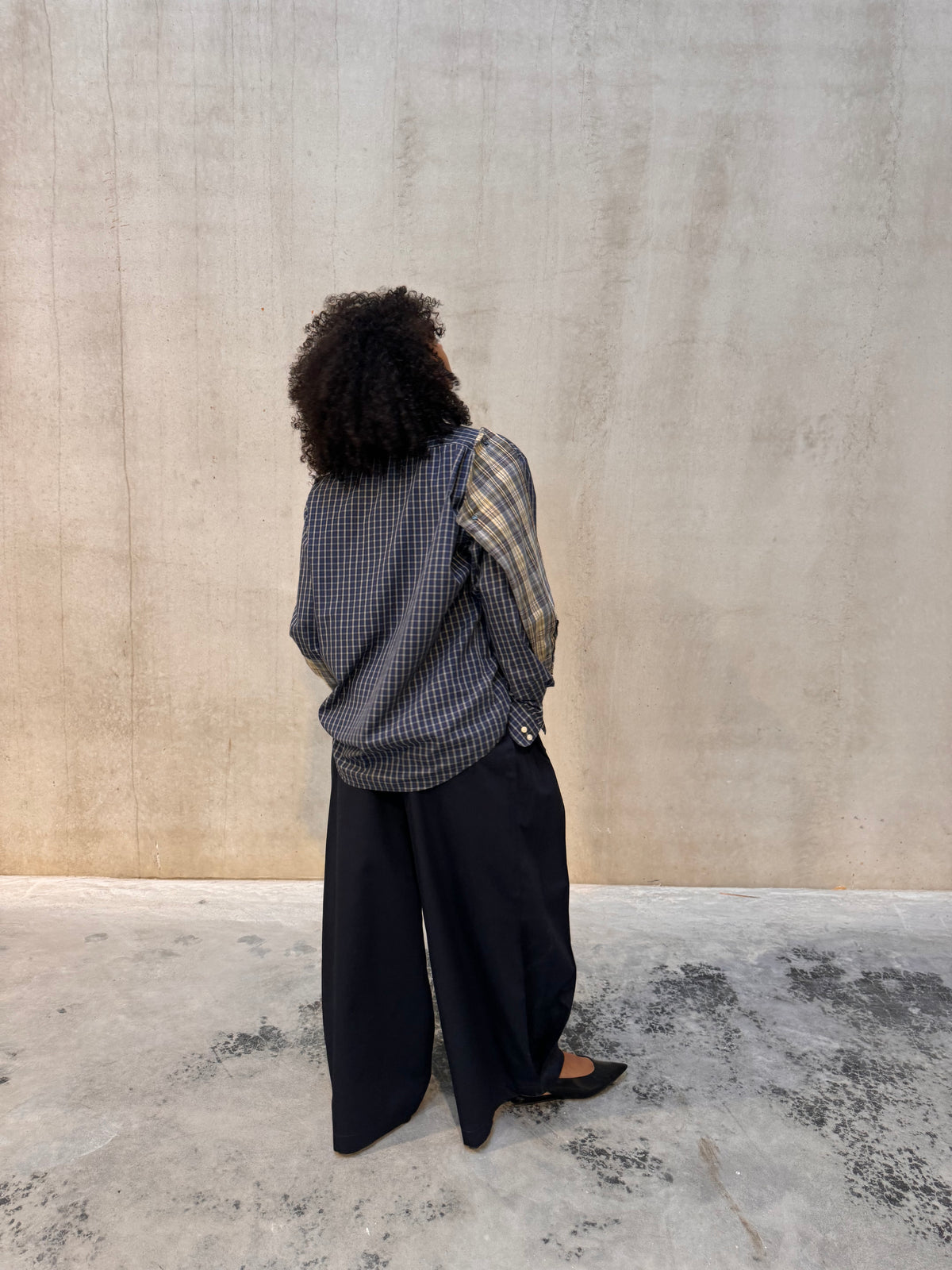 “DETACHABLE SLEEVE,, upcycled shirt