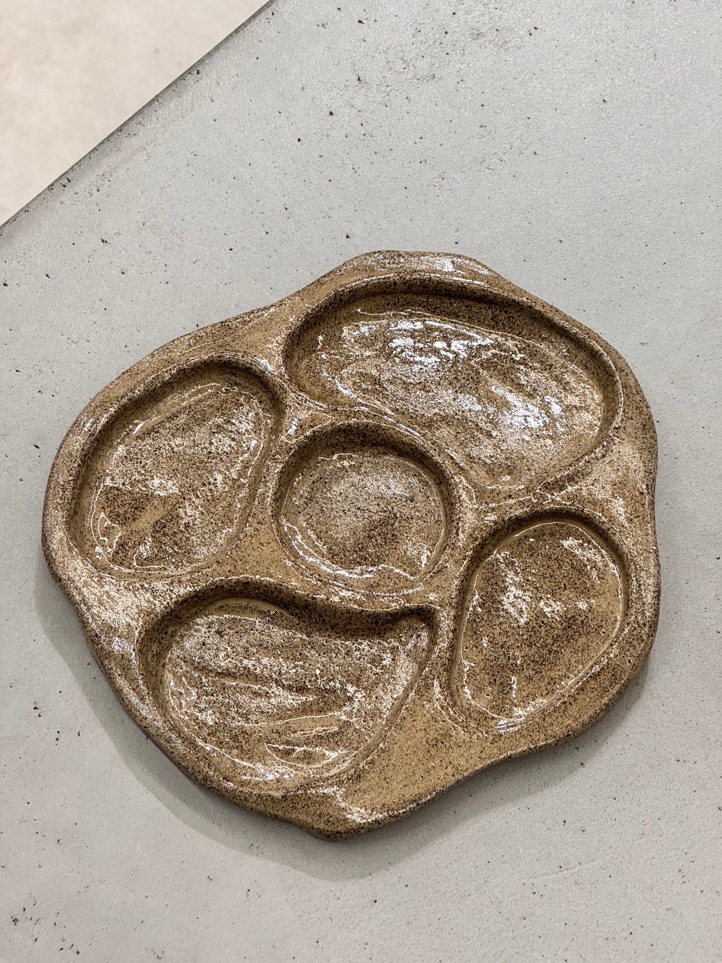 CHUNKY JEWELRY PLATE