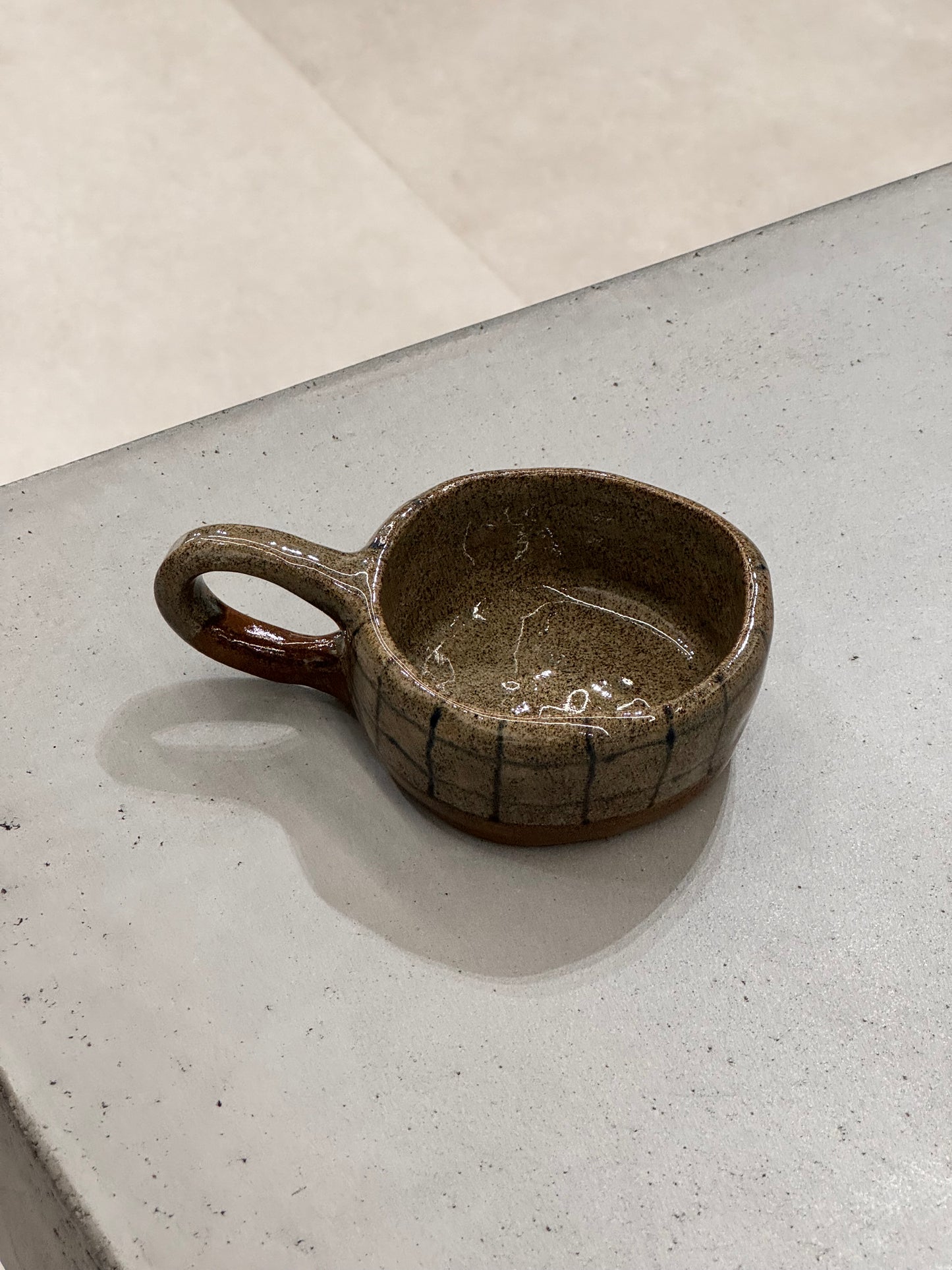 CHECKERED COFFEE MUG small