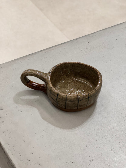 CHECKERED COFFEE MUG small