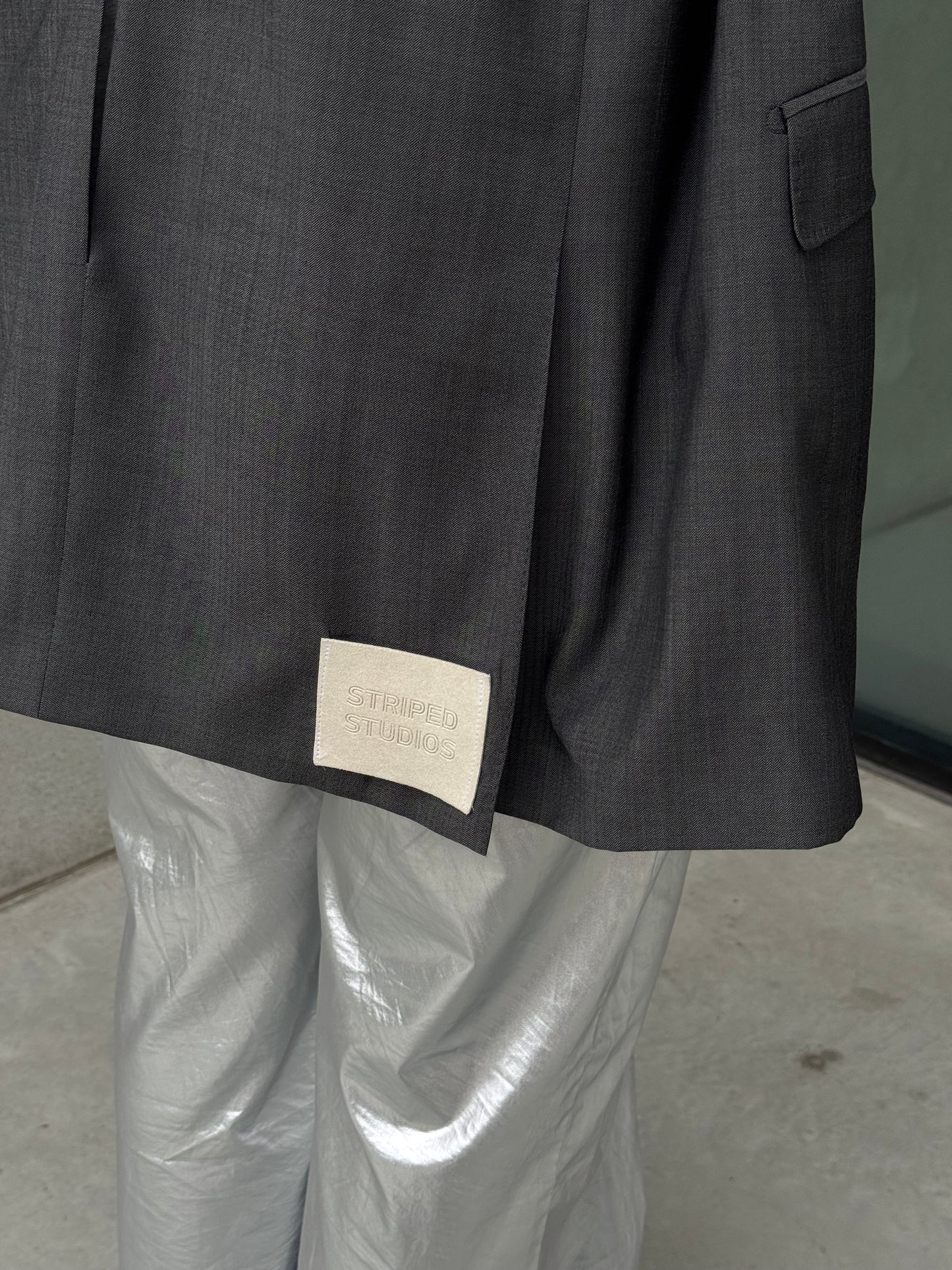 “LA VESTE ENVELOPPE,, upcycled blazer