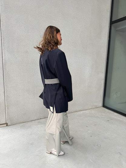 “LA VESTE ENVELOPPE,, upcycled blazer