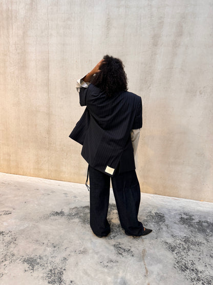LA VESTE “À MANCHES COURTES” upcycled blazer