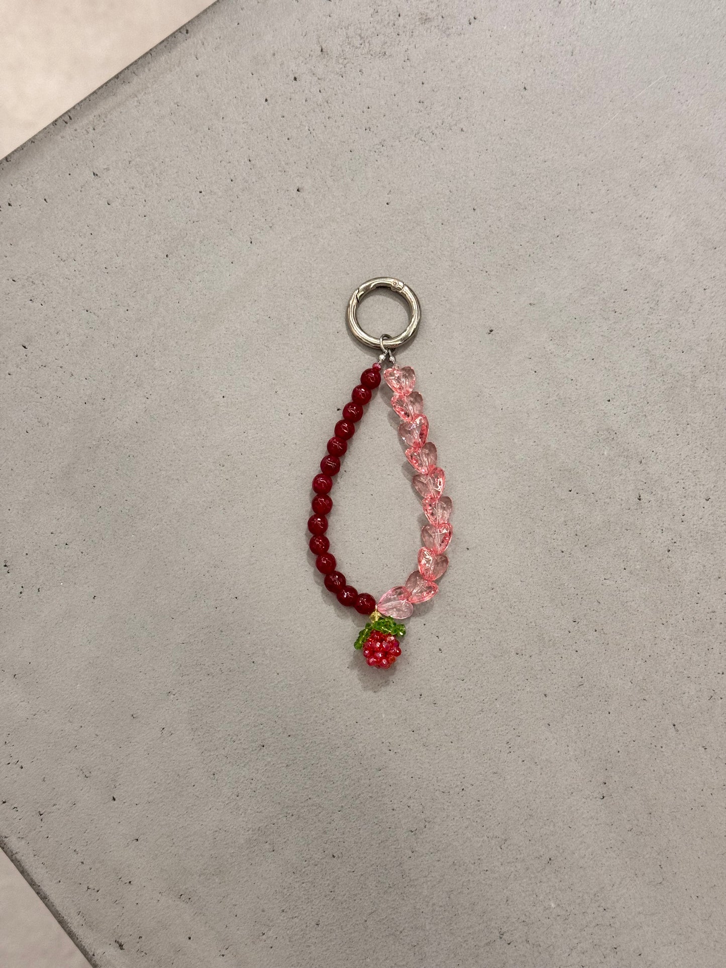 STRAWBERRY HEARTS “keychain,,