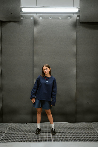 NAVY LONGSLEEVE LOGO