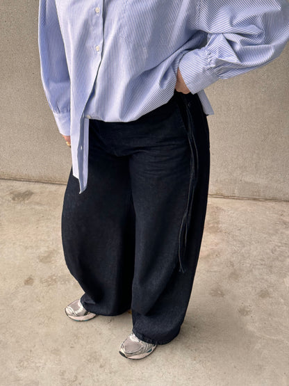 DRAWSTRING BARREL JEANS
