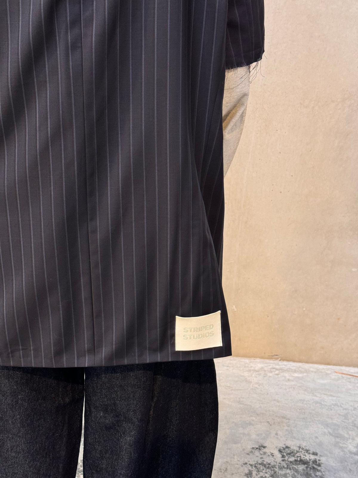 LA VESTE “À MANCHES COURTES” upcycled blazer