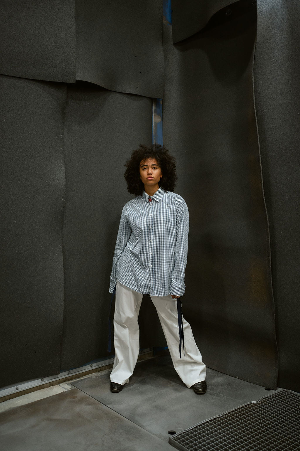 STRAIGHT LEG PANTS white