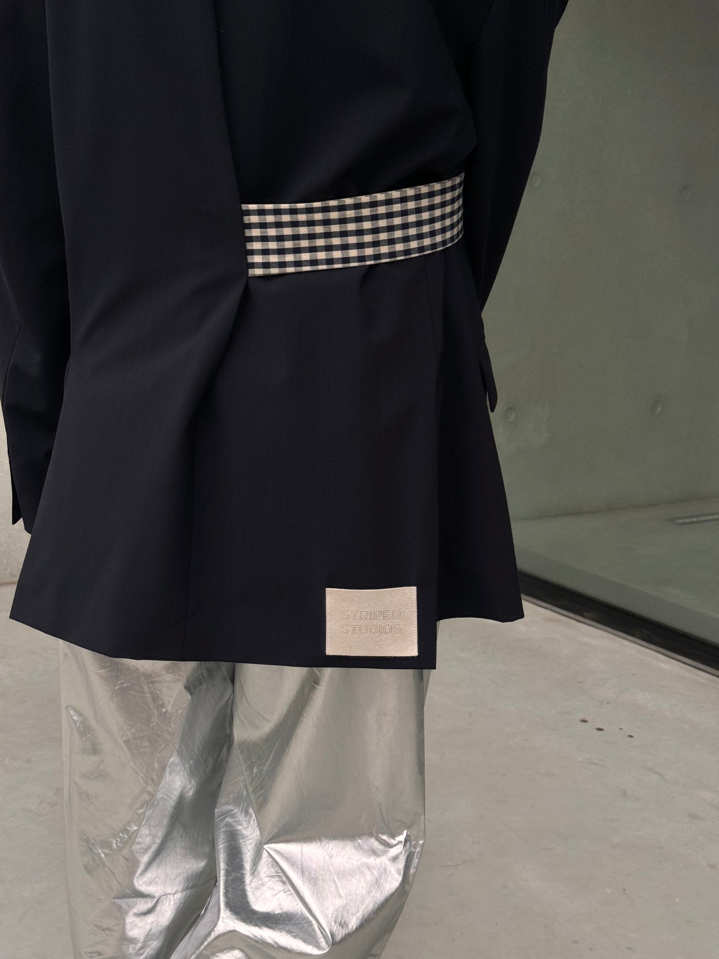 “LA VESTE ENVELOPPE,, upcycled blazer