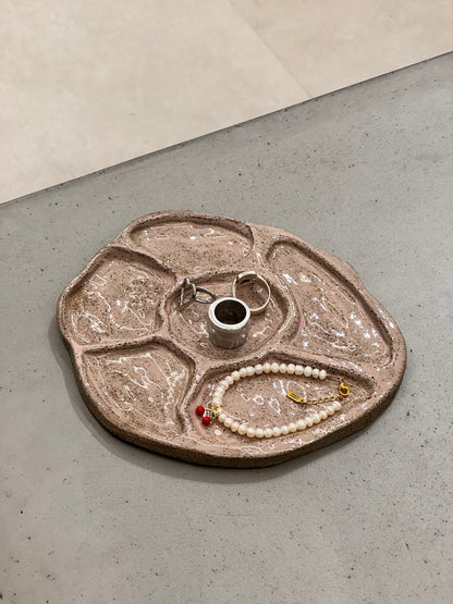 CHUNKY JEWELRY PLATE