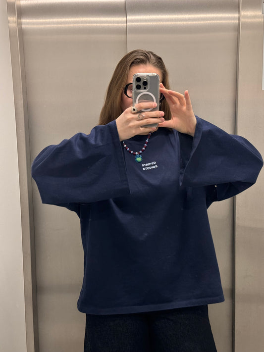 NAVY LONGSLEEVE LOGO