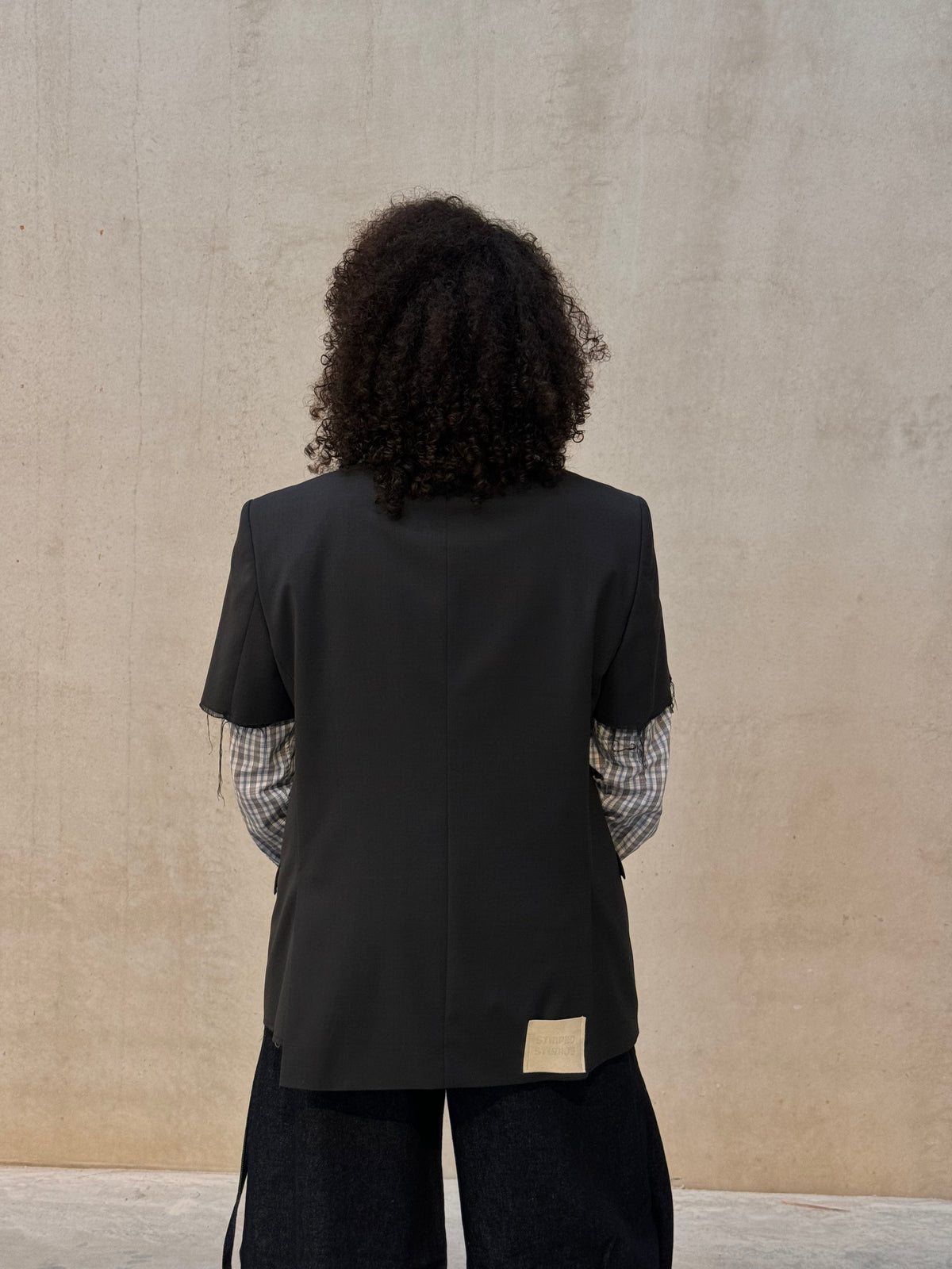 LA VESTE “À MANCHES COURTES” upcycled blazer