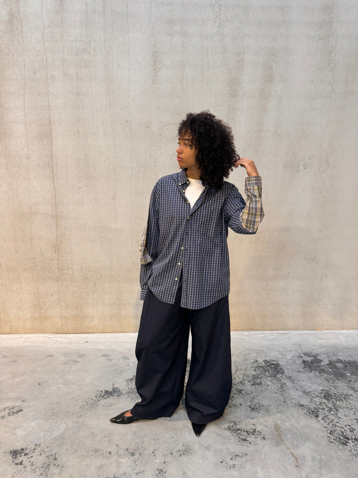“DETACHABLE SLEEVE,, upcycled shirt