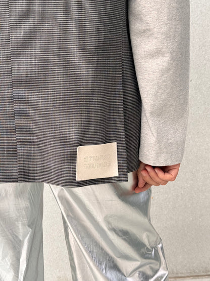 LA VESTE “À MANCHES COURTES” upcycled blazer
