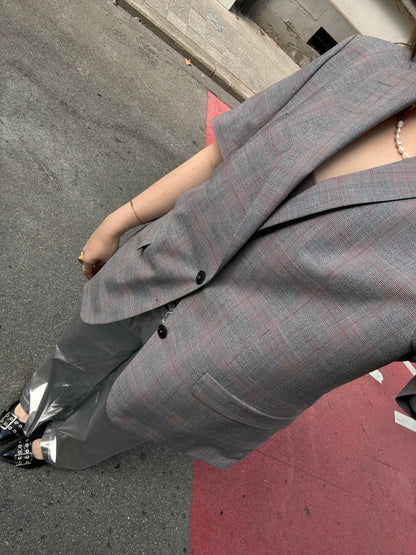 LA VESTE “À MANCHES COURTES,, upcycled blazer