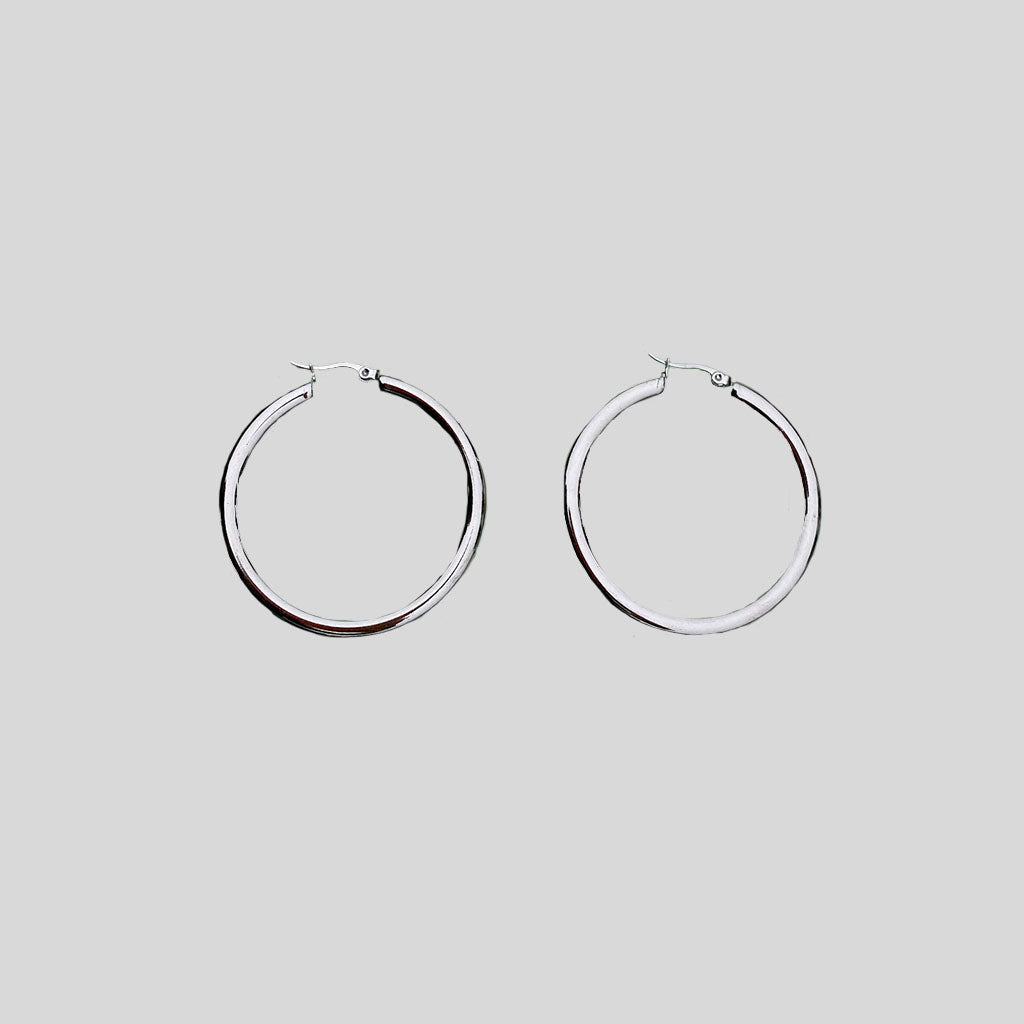 LIVIA hoops