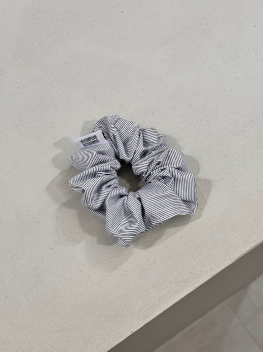 STRIPED SCRUNCHIE - small