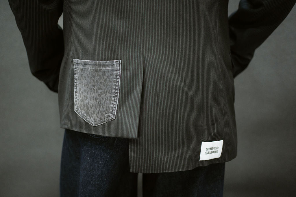 “DOUBLE POCKET,, upcycled blazer
