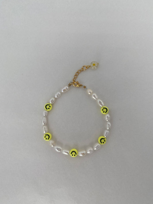 YELLOW SMILEY bracelet